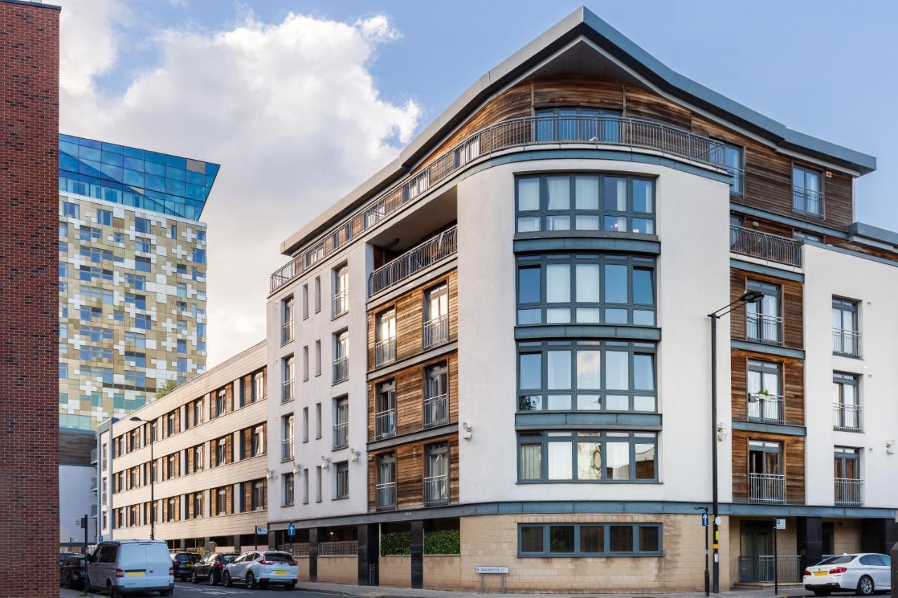 Washington 2 Bedroom Apartment By The Cube & Mailbox & Private Terrace Μπέρμιγχαμ Εξωτερικό φωτογραφία